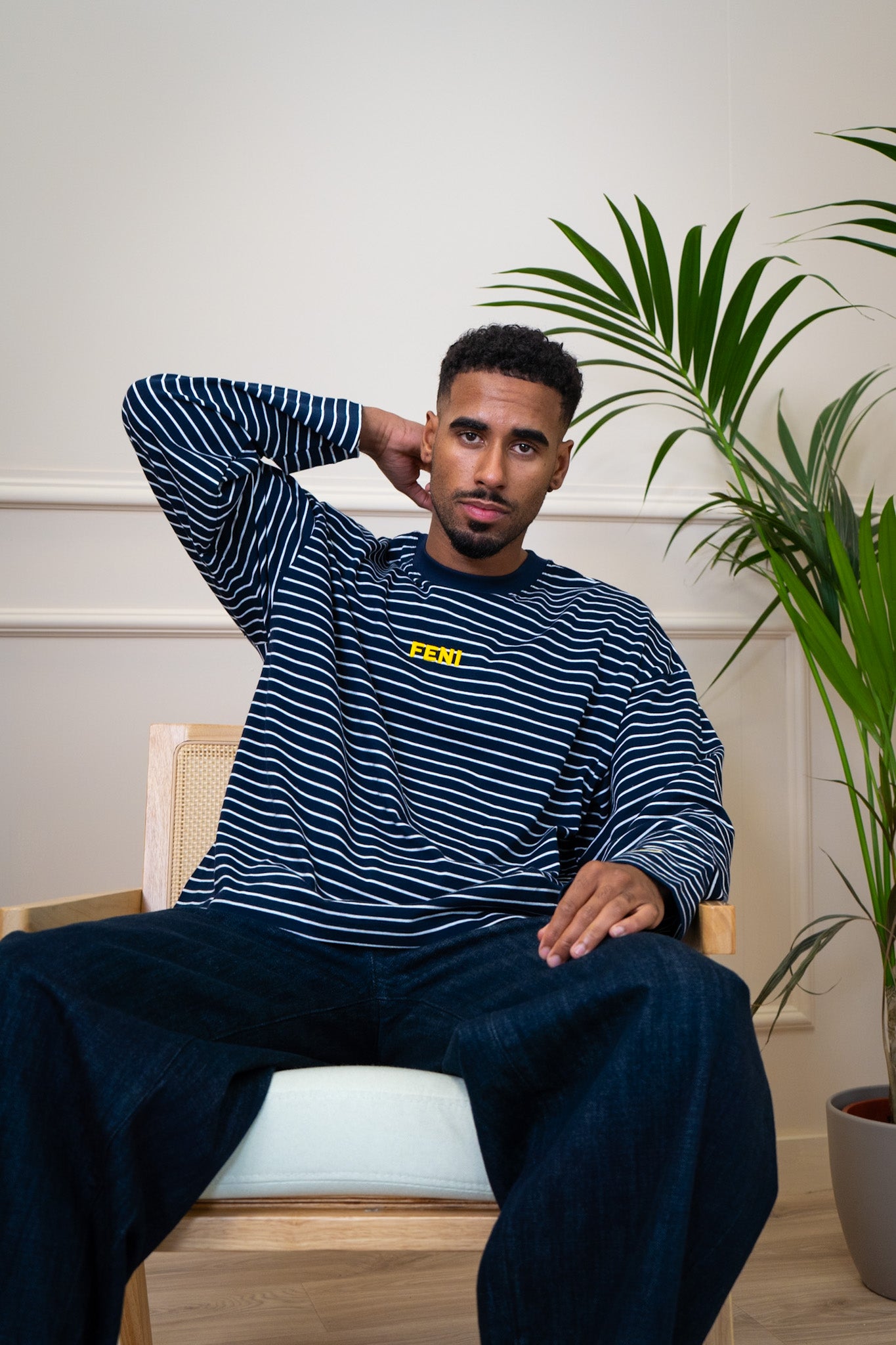 NAVY STRIPED LONG SLEEVE