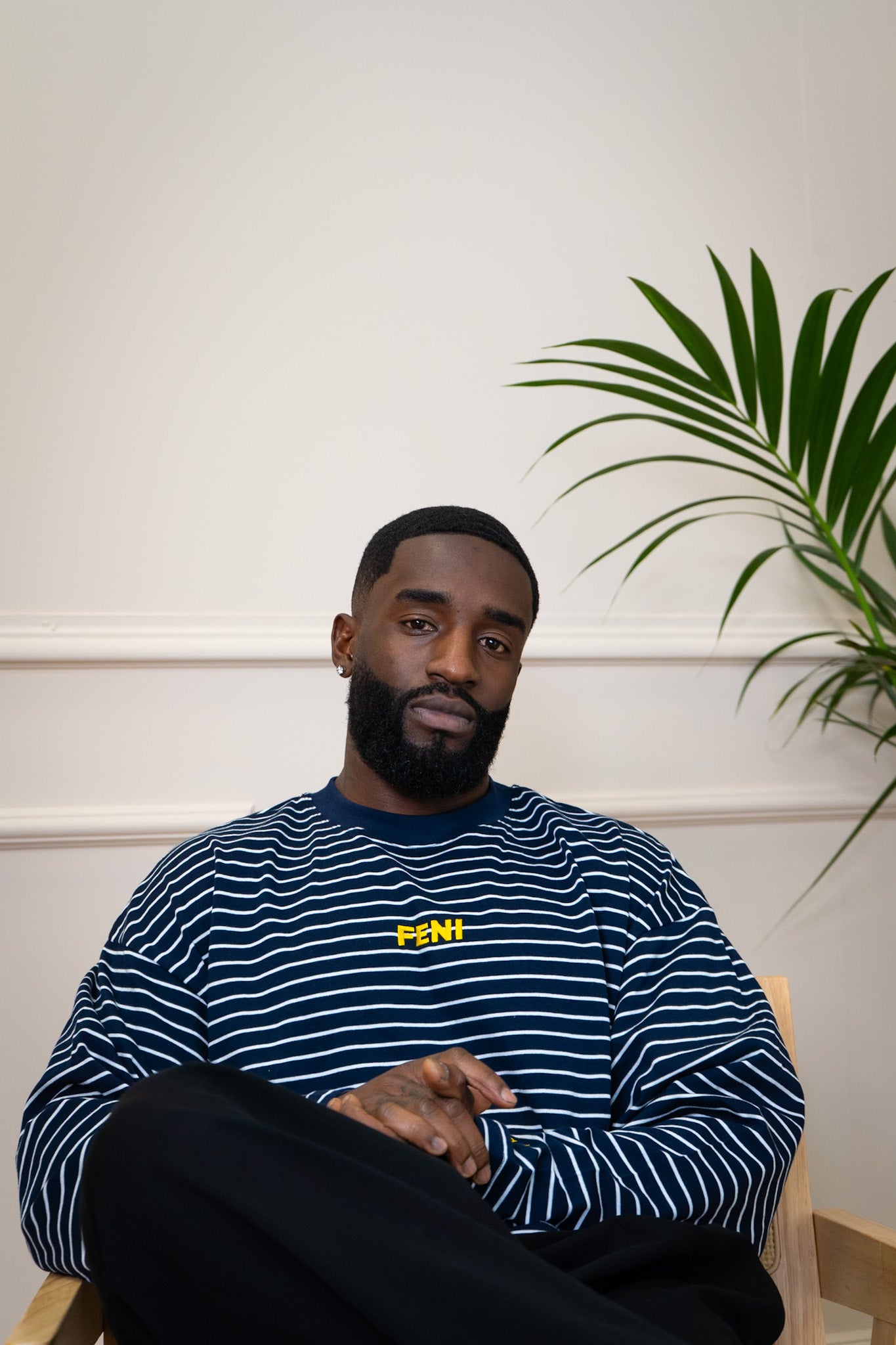 NAVY STRIPED LONG SLEEVE